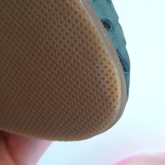 Musse & Cloud Green Ankle Boots with Cutout Design - Picture 9 of 10